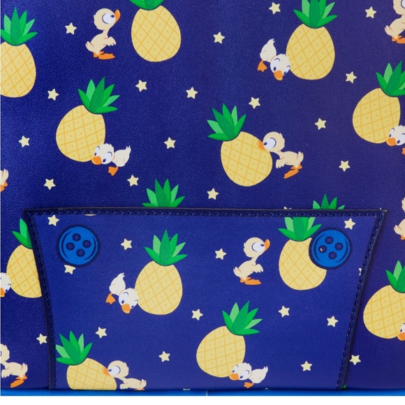 Disney Loungefly SDCC Limited Edition Bedtime Stitch Glow Mini Backpack - Picture 6 of 6